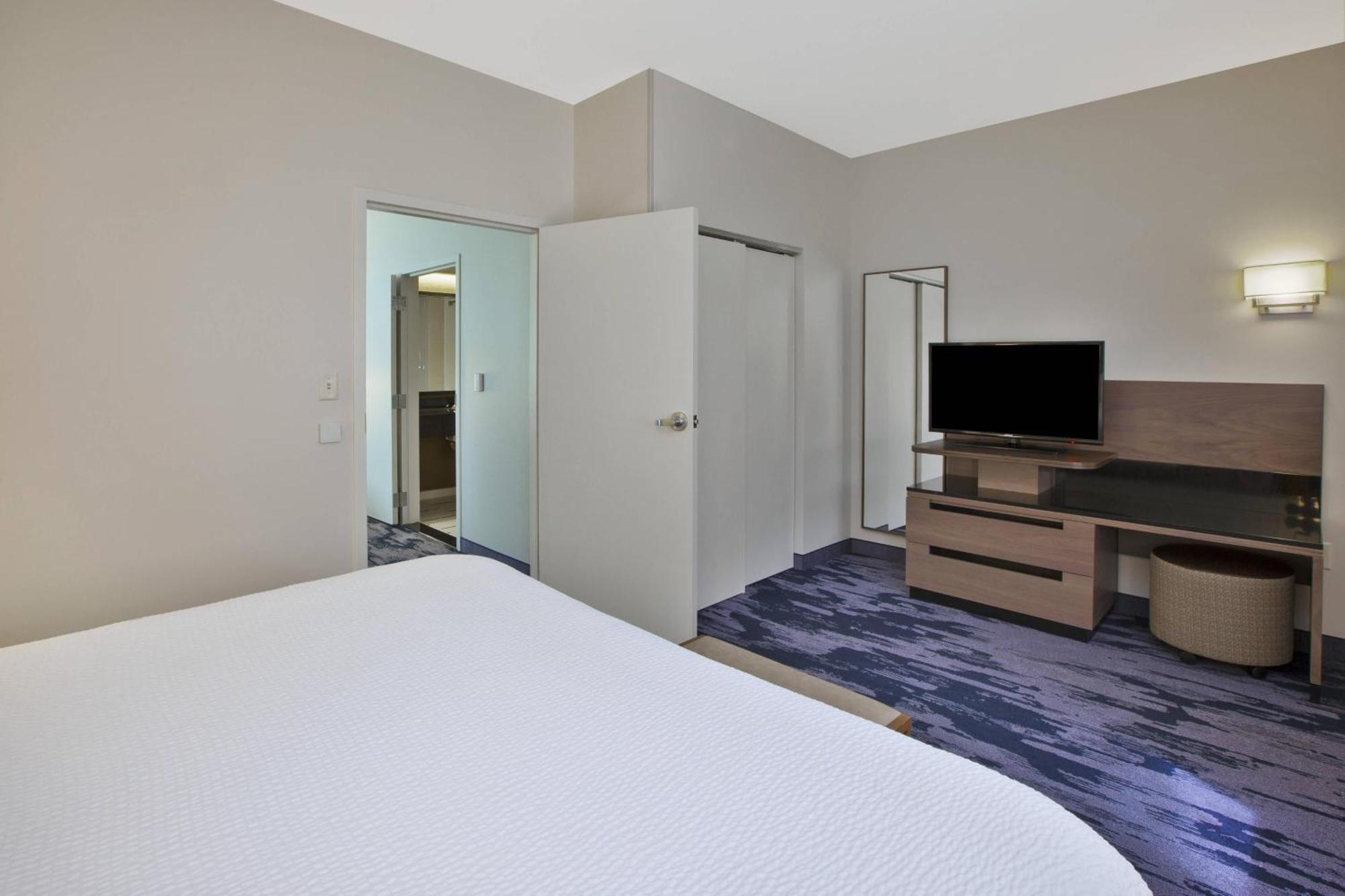 Fairfield Inn & Suites By Marriott Milwaukee Downtown Exterior foto